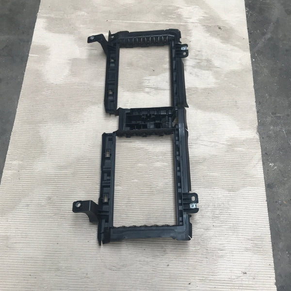 (Mint Condition)RENAULT TRAFIC / Air Steering Frame / 2.0L Diesel - 214F60000R - Dragon Engines LTD