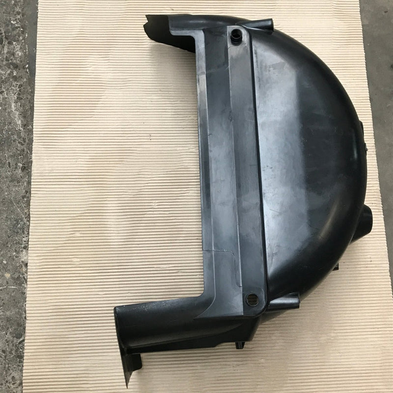 (Mint) RENAULT TRAFIC / Wheel Arch Liner (RR) / 2.0L Diesel - 767481698R - Dragon Engines LTD