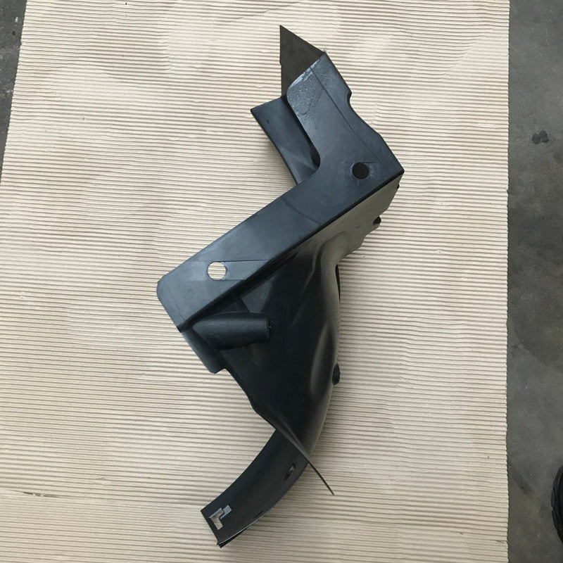 (Mint) RENAULT TRAFIC / Wheel Arch Shield (FR,LH) / 2.0L Diesel - 638432274R - Dragon Engines LTD