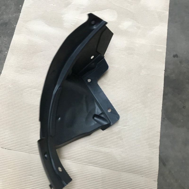 (Mint) RENAULT TRAFIC / Wheel Arch Shield (FR,LH) / 2.0L Diesel - 638432274R - Dragon Engines LTD