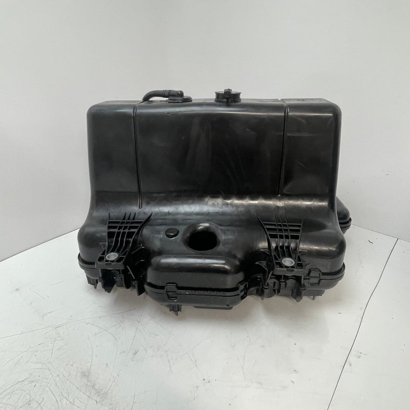 Renault / Opel / Nissan / Fuel Tank with Pump / 2.3L Diesel / 208S85661R - Dragon Engines LTD