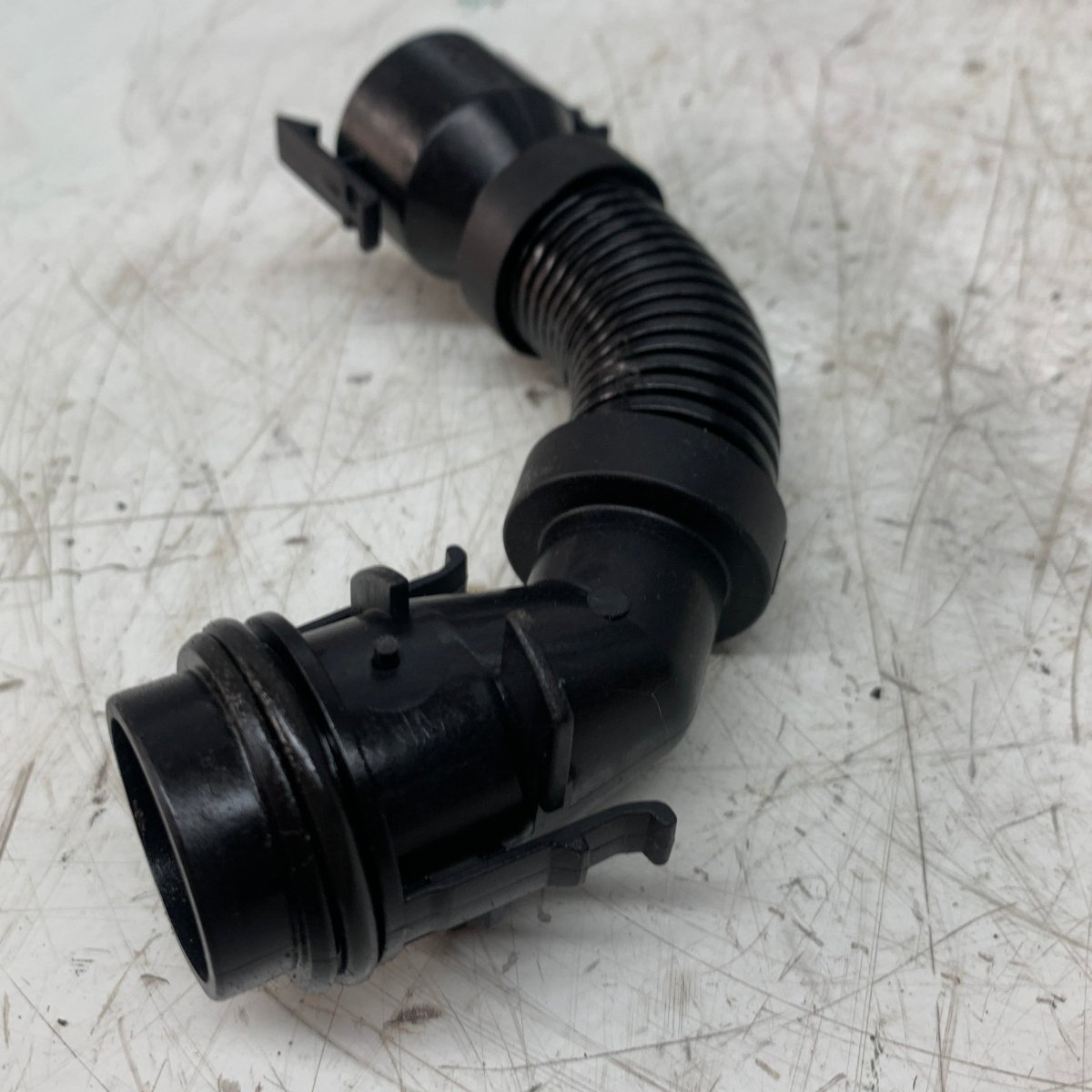 2011-2015 / BMW 3 Series / 2.0 Diesel / Air Intake Pipe / 58650910