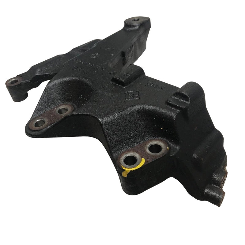 2013-2018 Nissan Qashqai / Engine Front Bracket / 1.6L Diesel / 112319818R - Dragon Engines LTD