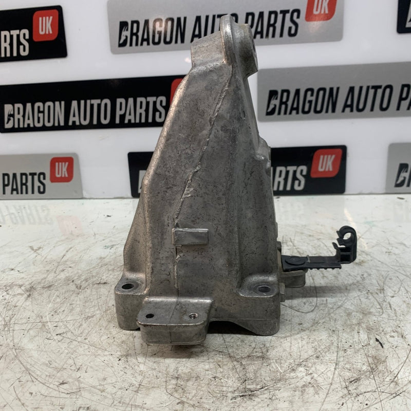 2015-2018 Mercedes-Benz / Engine Bracket Right Side / 2.0L Petrol / A2742231004 - Dragon Engines LTD