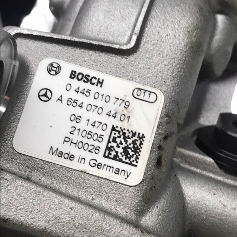 2018 Mercedes-Benz / High Pressure Fuel Pump / 3.0L Diesel / A6540704401 - Dragon Engines LTD