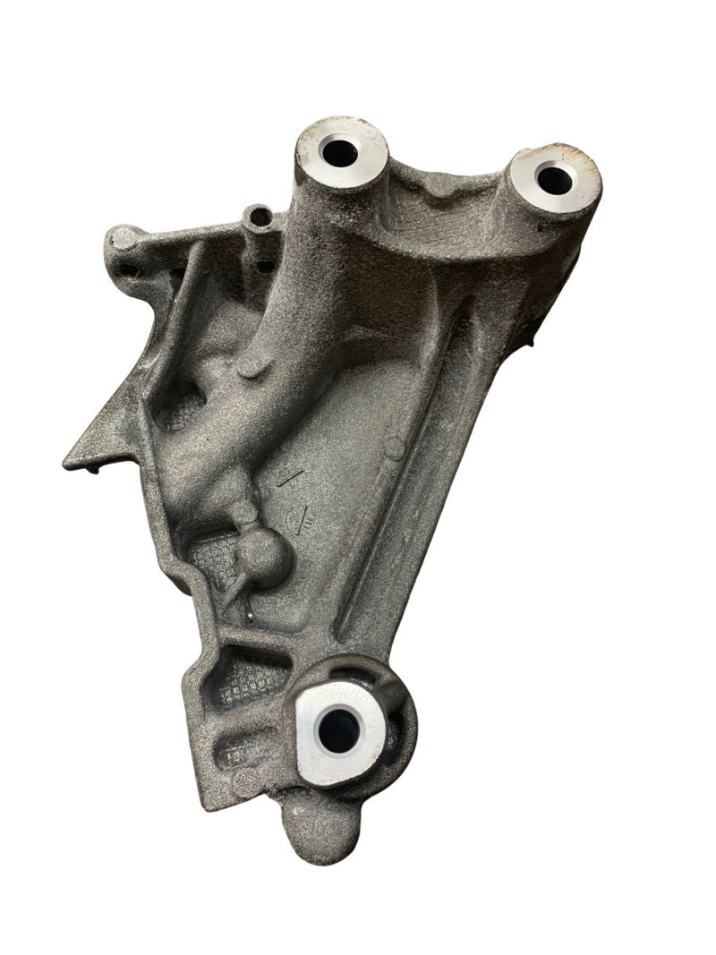 Engine Accessory Bracket Vw 2022 VW Golf / 2020 AUDI A3 / 2.0L Diesel / Engine Mount/Bracket / 05L