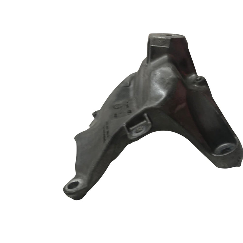 Audi/VW/Seat/Skoda / Engine Bracket Right Side / 17-On /3.0L Petrol / 8W0199308L - Dragon Engines LTD