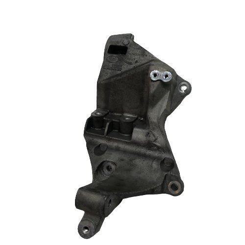 Jaguar / Land Rover / 3.0L Diesel / 2013 / Alternator Bracket / CPLA-10239-AB - Dragon Engines LTD