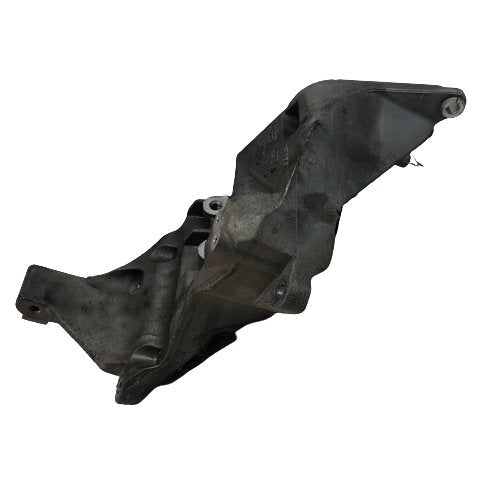 Jaguar / Land Rover / 3.0L Diesel / 2013 / Alternator Bracket / CPLA-10239-AB - Dragon Engines LTD