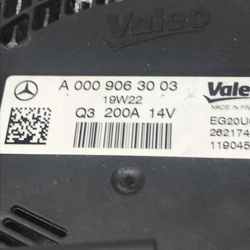 Mercedes / Alternator / 2.0L Diesel / 2017-2021 / A0009063003 - Dragon Engines LTD