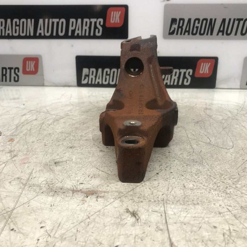 Mercedes Benz / 2.0 Diesel / Holder Mount / A6560960500 - Dragon Engines LTD