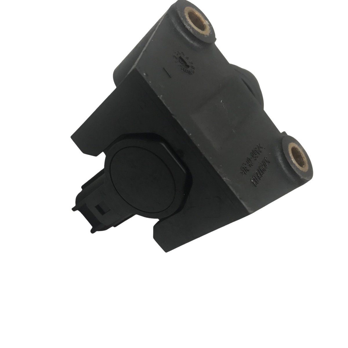 Ax000026 Mitsubishi / Vacuum Valve / 2.4L Diesel / 2015-2019 / 8657A126